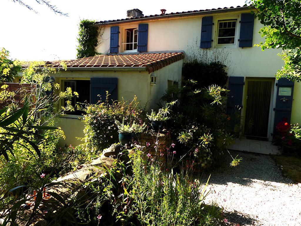 La Claverie Sainte-Radégonde-des-Noyers Esterno foto